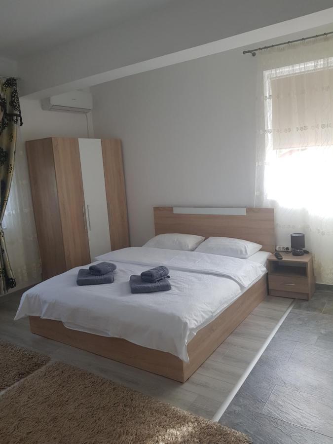 Appartamento Casa Darya-24H Check-In Bucarest Esterno foto