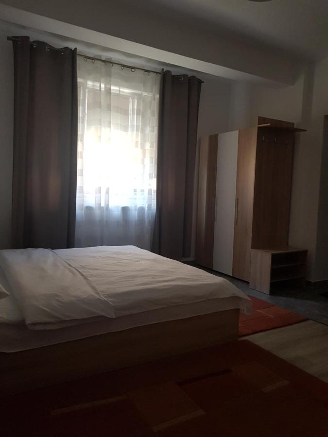 Appartamento Casa Darya-24H Check-In Bucarest Esterno foto