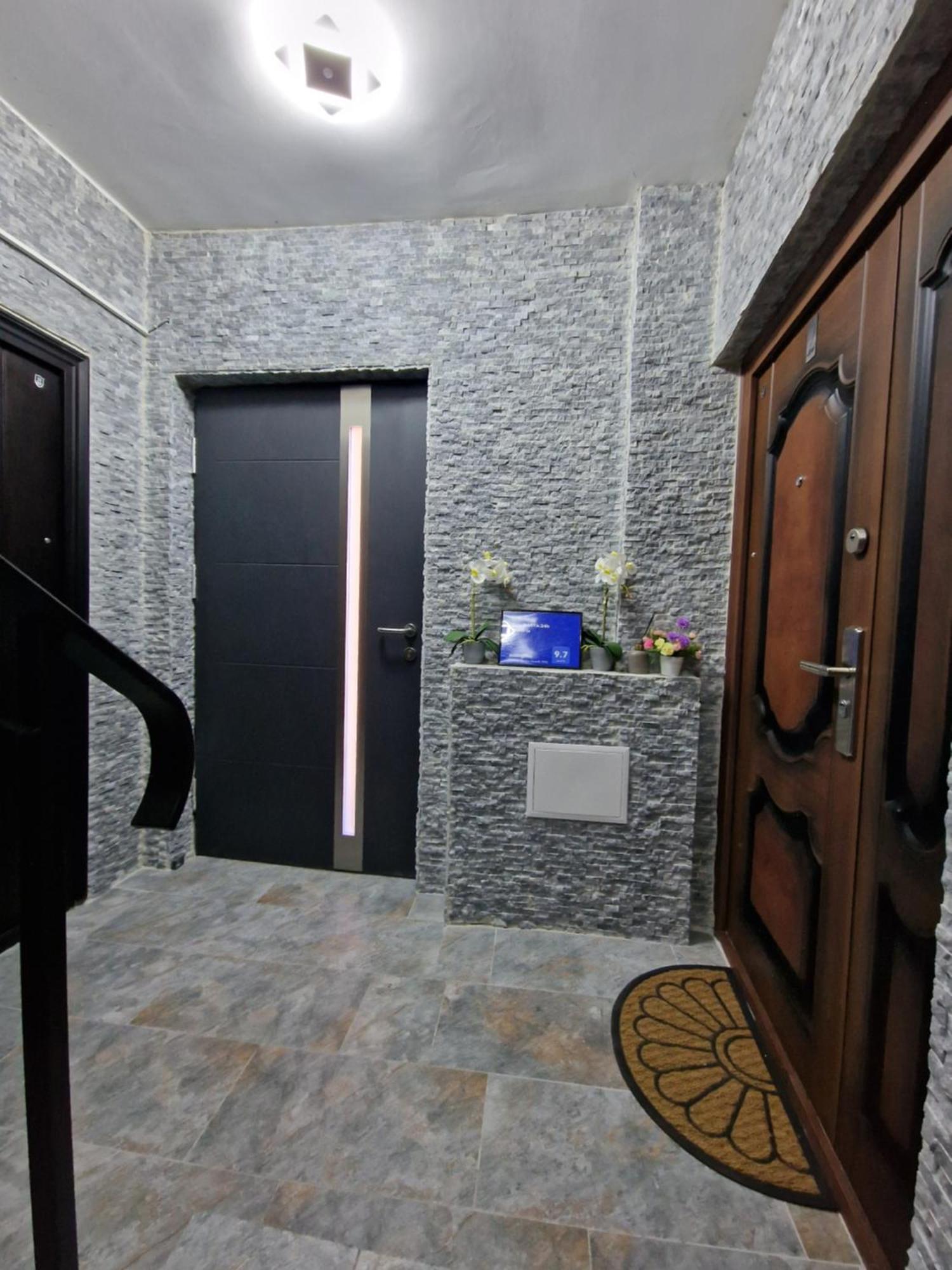 Appartamento Casa Darya-24H Check-In Bucarest Esterno foto