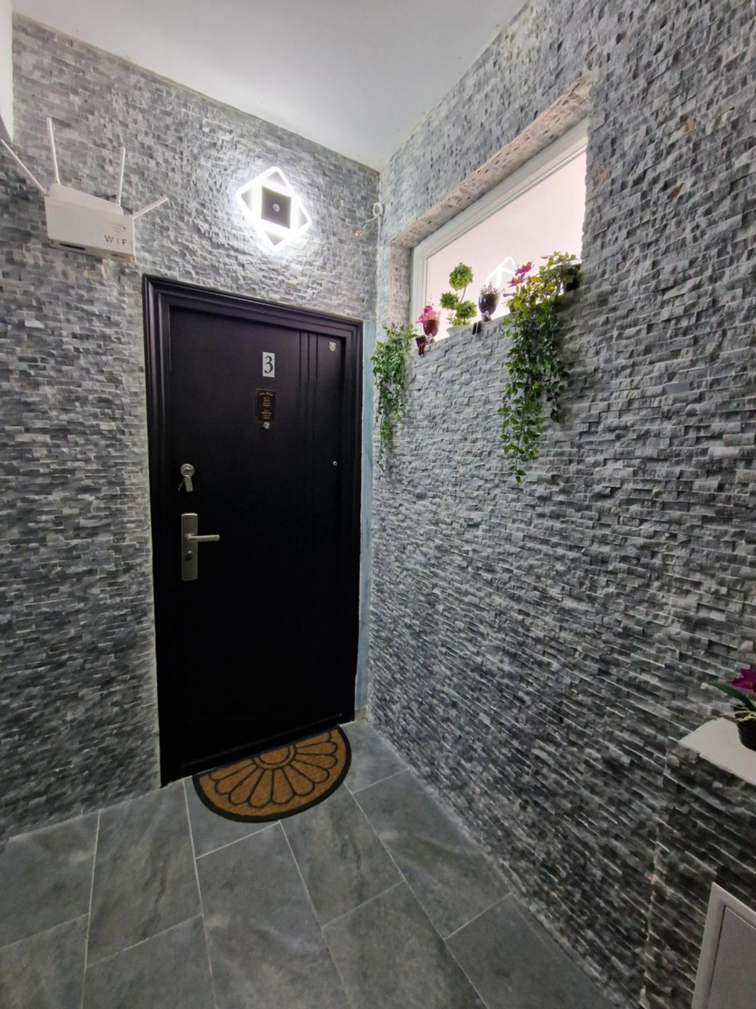 Appartamento Casa Darya-24H Check-In Bucarest Esterno foto