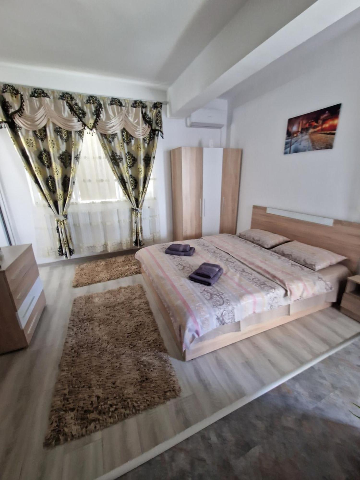 Appartamento Casa Darya-24H Check-In Bucarest Esterno foto