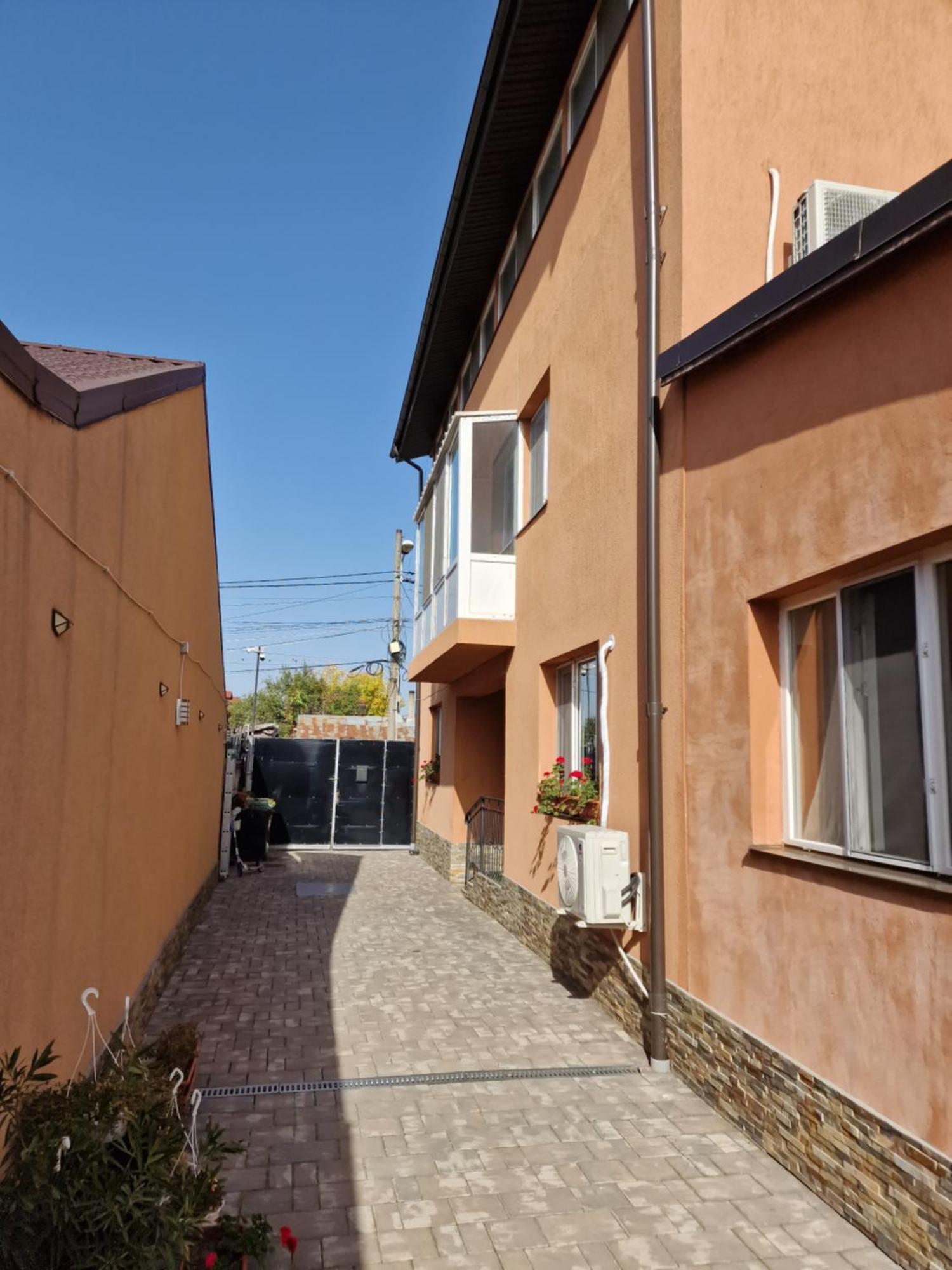 Appartamento Casa Darya-24H Check-In Bucarest Esterno foto