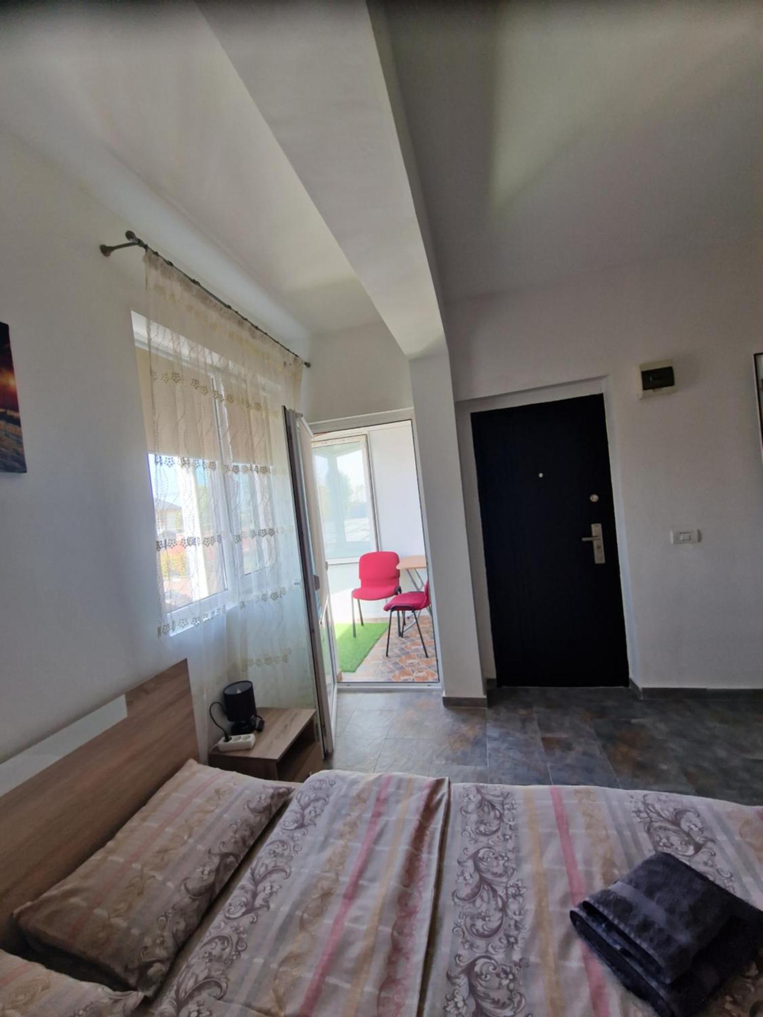Appartamento Casa Darya-24H Check-In Bucarest Esterno foto